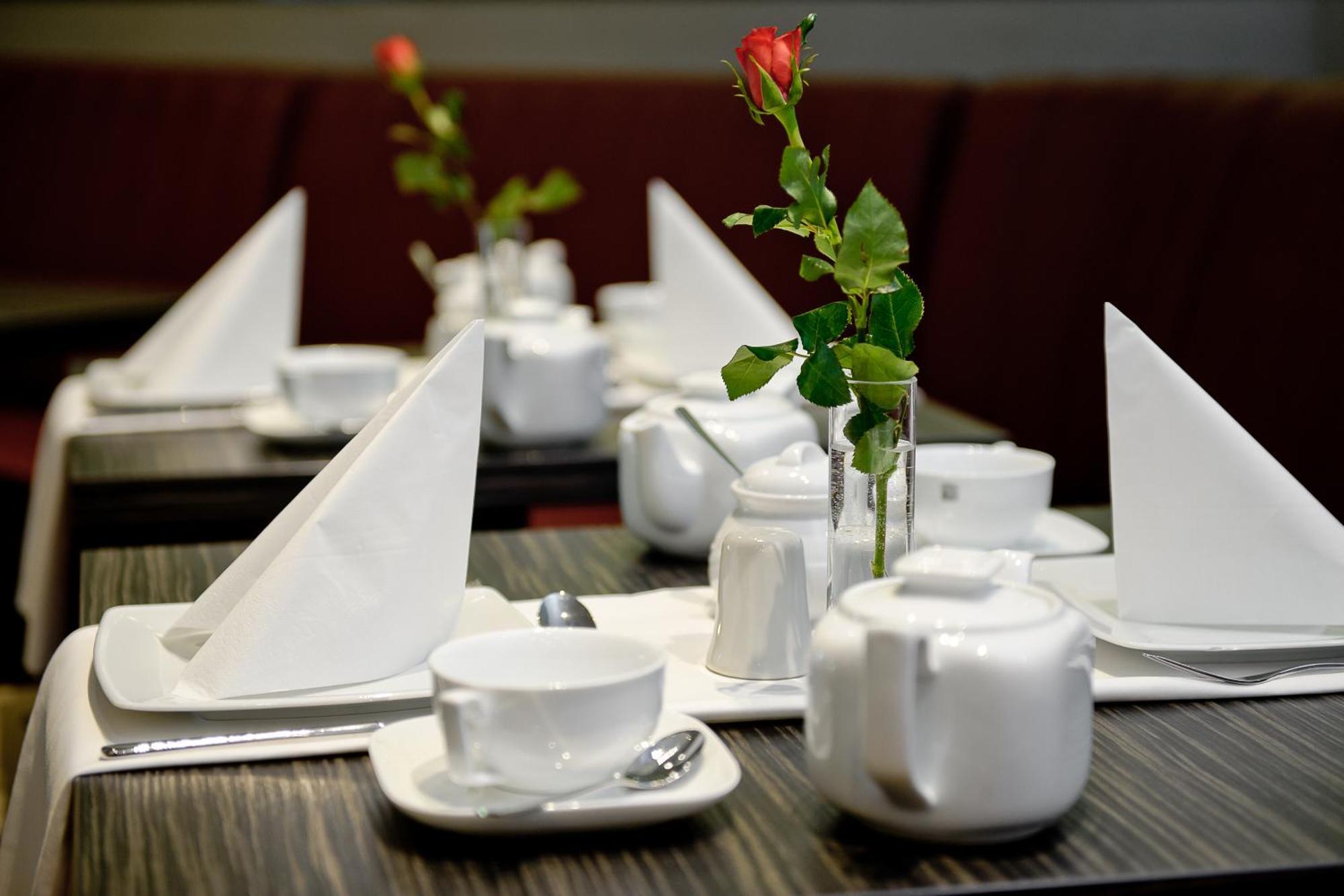 Artim Hotel Berlín Restaurante foto